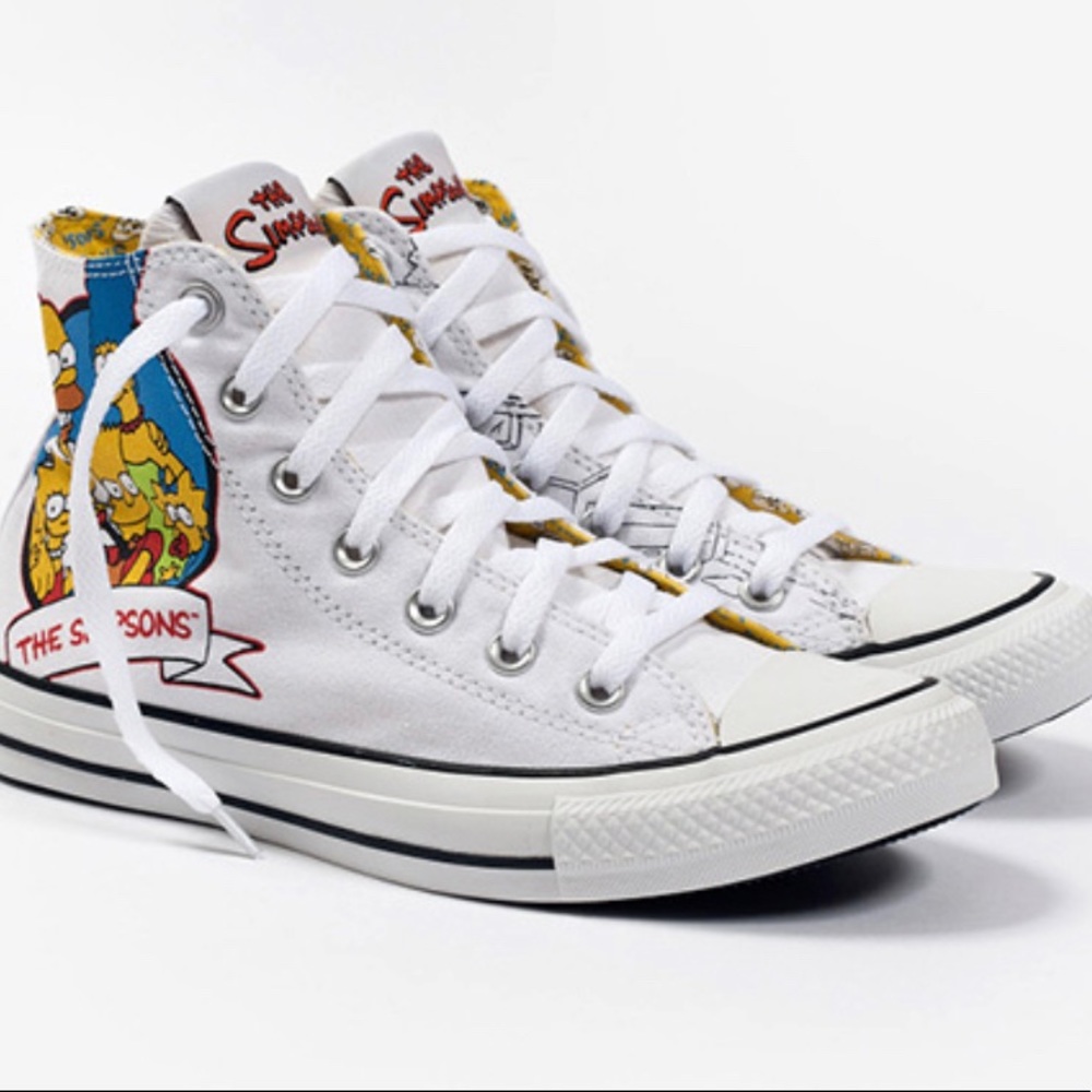 NWOB Converse All Star Simpsons 25th Anniversary Sneakers M10 / W12